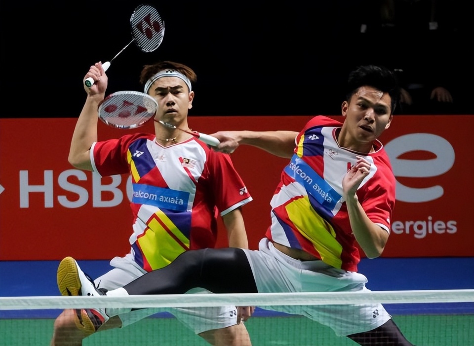 泰国队轻取印度队，李梓嘉高光表现