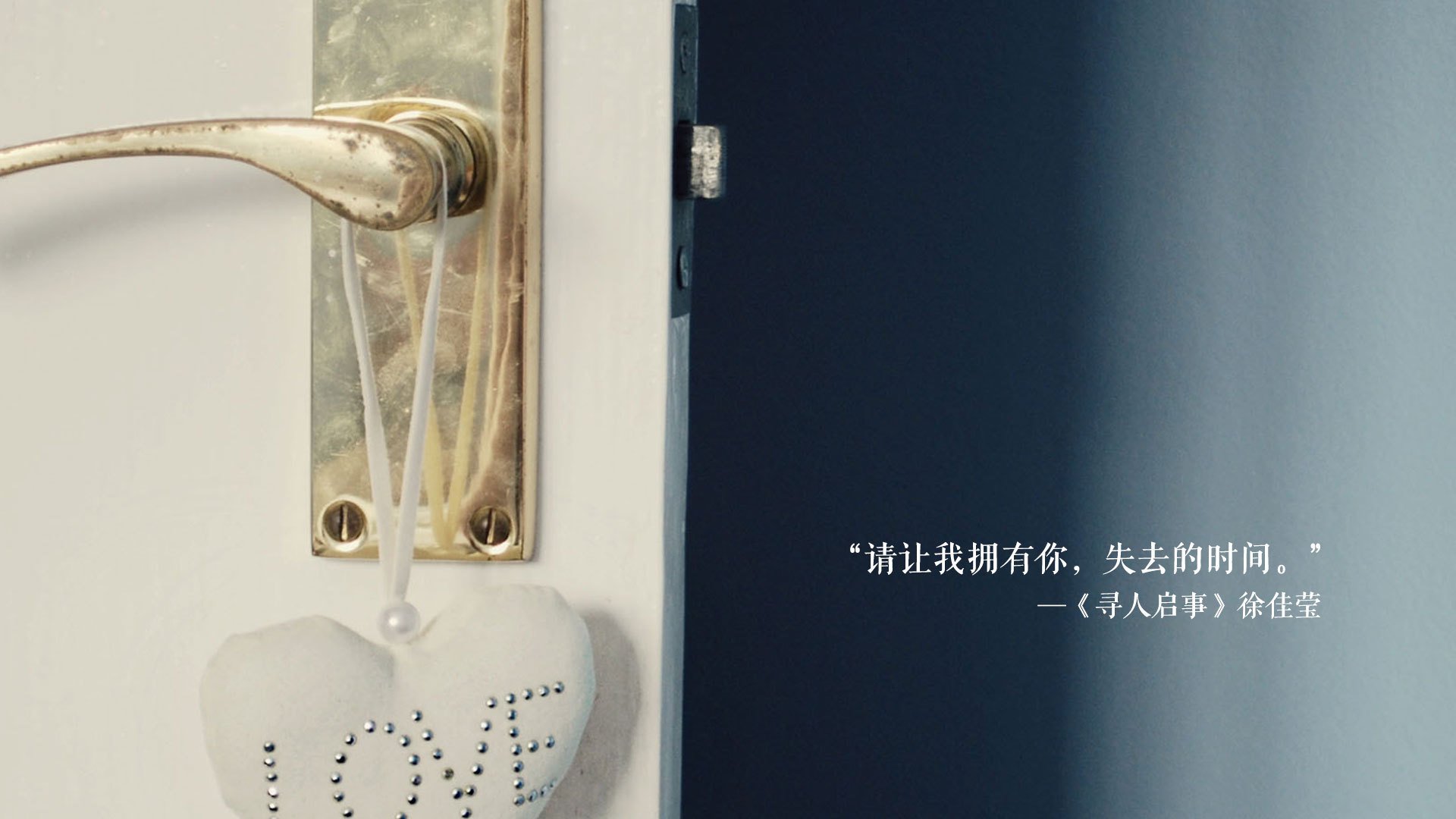 选项一,史诗叙事风格